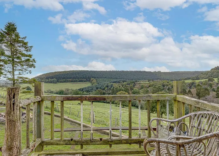 بيت للعطل Glamping Wagon - 1 X Double Bed 2 X Single Bed سكرابورو